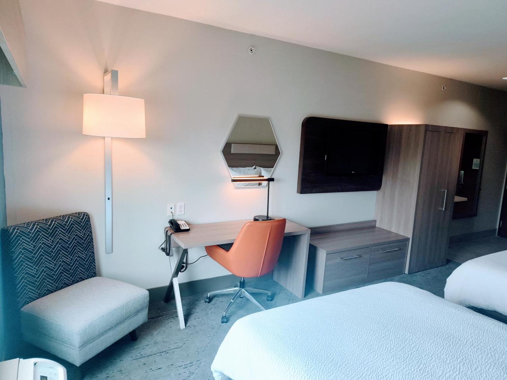 Holiday Inn Express Kenedy By Ihg Ngoại thất bức ảnh