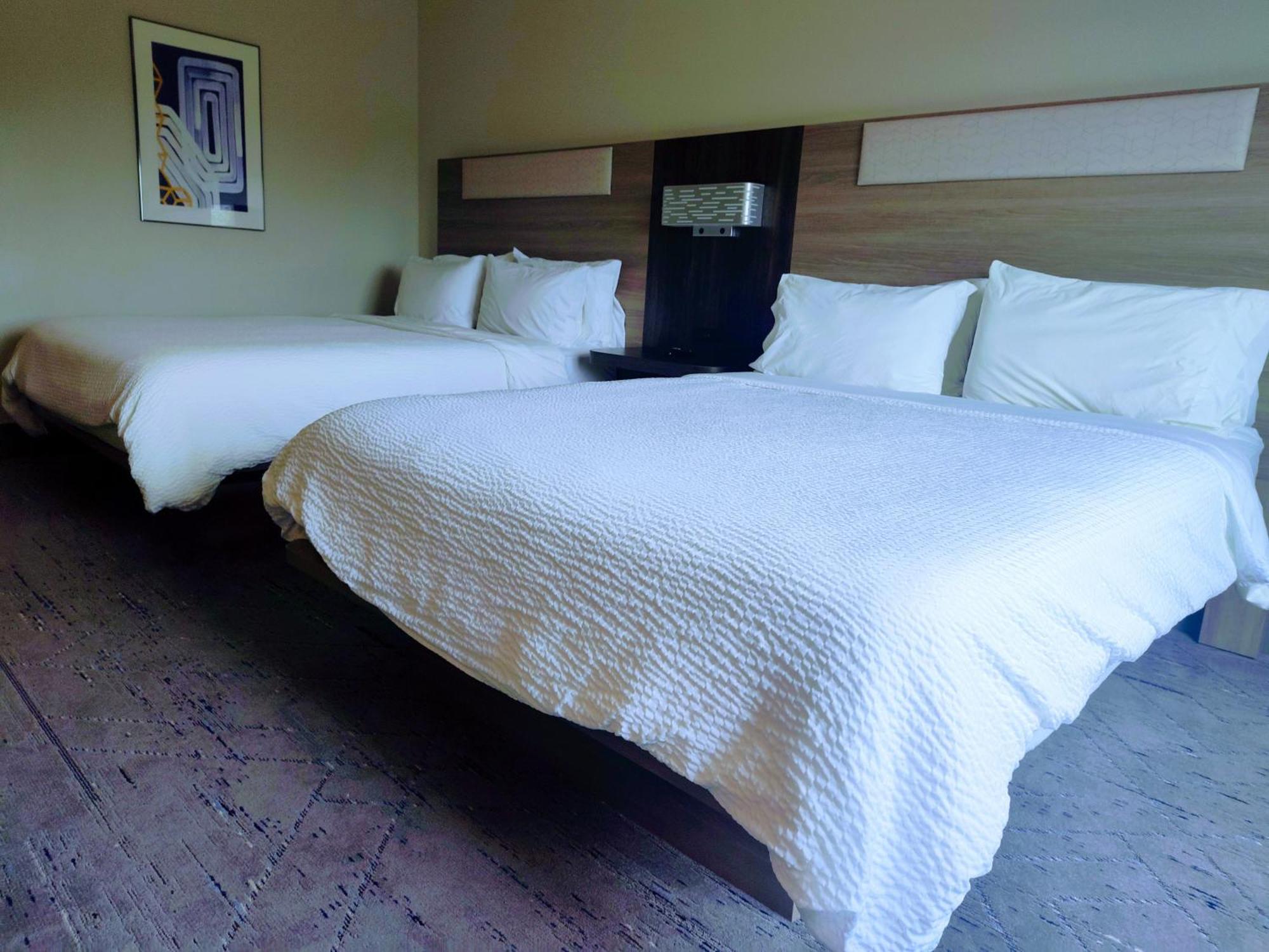 Holiday Inn Express Kenedy By Ihg Ngoại thất bức ảnh